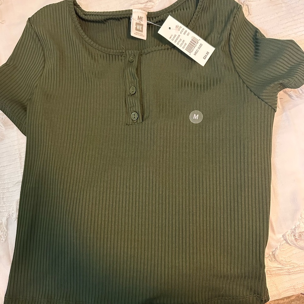Me to We olive green baby tee. Size medium. New with tags.